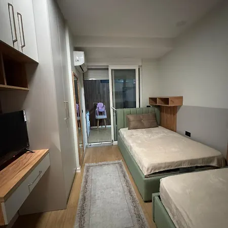 Prime 5 * Tirana